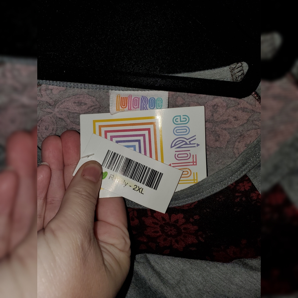 LuLaRoe Randy Raglan Tee Gray Black And Red 2x - Picture 2 of 3